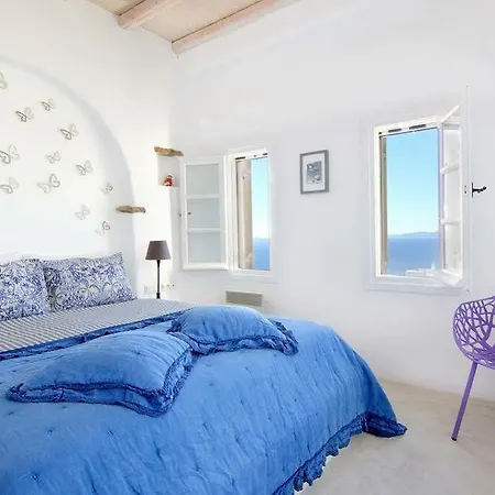 Villa Amarillo Villa *